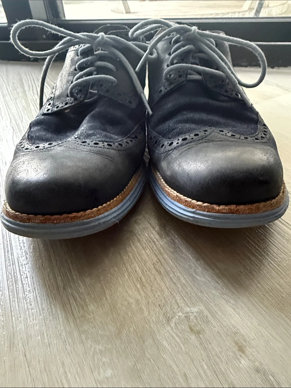 Cole Haan men's Wingtip Derby Shoes - Classic Brogue Style size 8.5